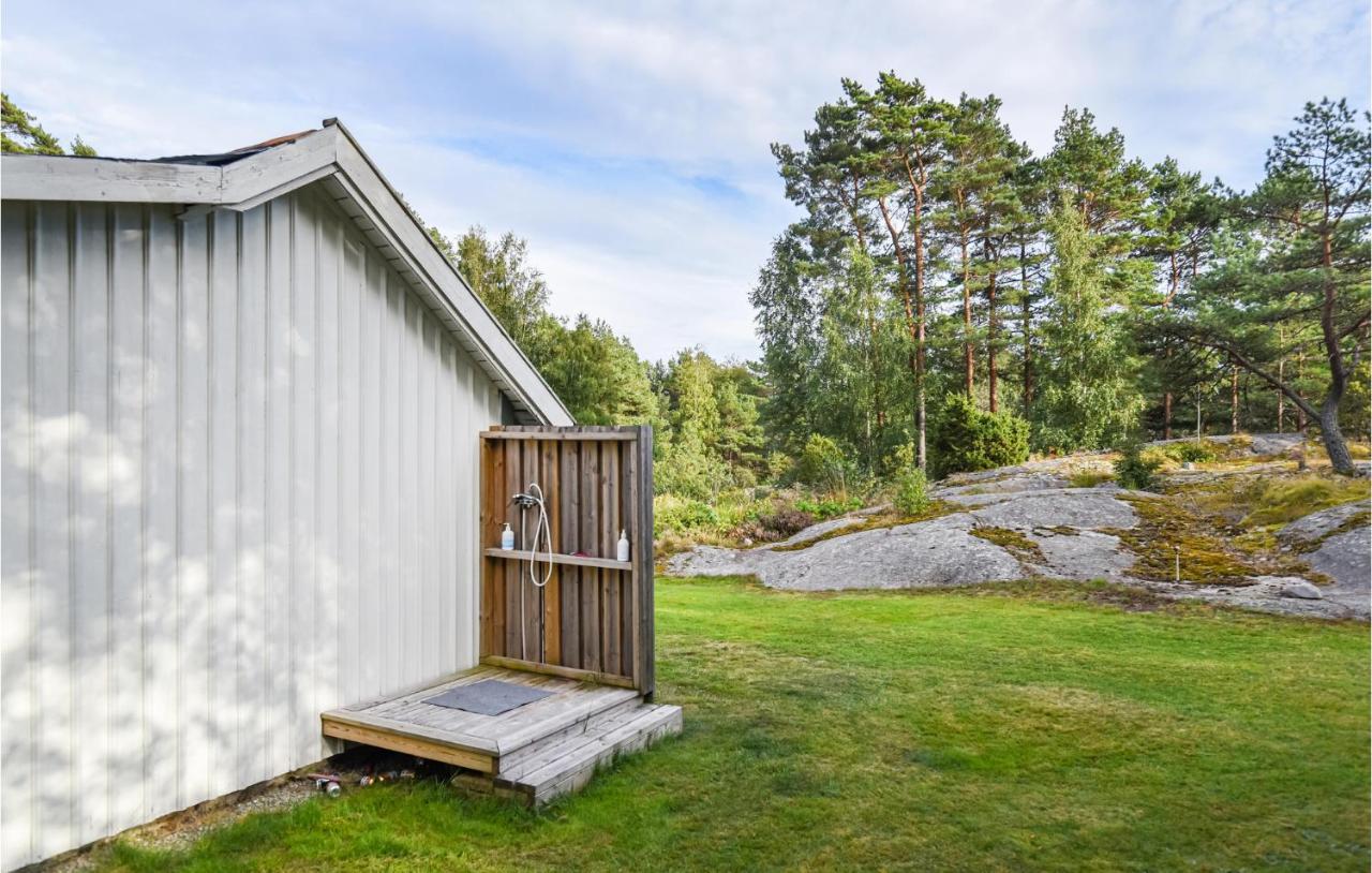 Cozy Home In Strmstad With Wifi Strömstad Eksteriør bilde